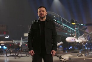 Наша зброя б’є на 1750 км і буде більше: звернення Зеленського з нагоди Дня зброяра